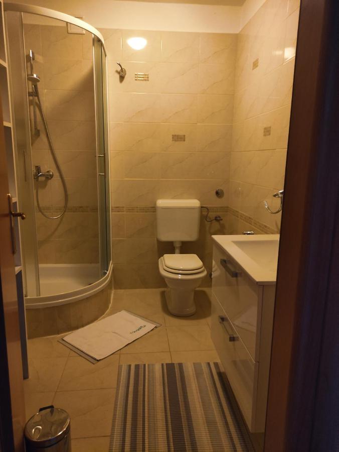 Apartman Vesna 2 Persons Njivice Εξωτερικό φωτογραφία